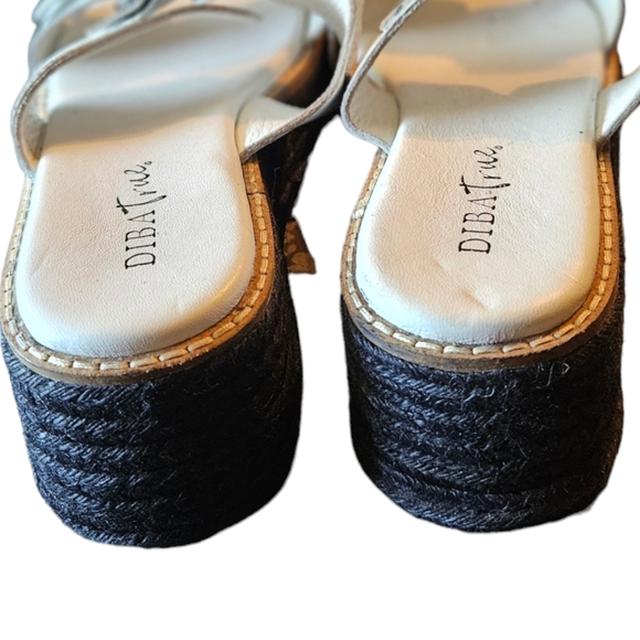 Diba True Women's White Wedge Heels Double Strap Size 9M - Picture 6 of 7